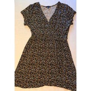 Floral v-neck babydoll dress sz XL